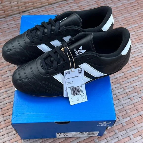 Adidas TAEKWONDO LACE Sneakers - Picture 10 of 13